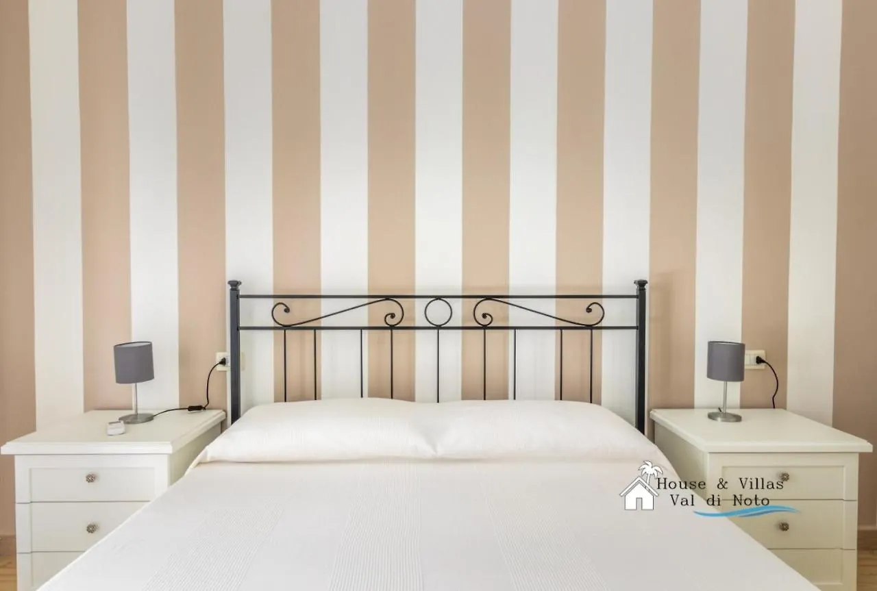 House&Villas - Tosca Apartment Noto