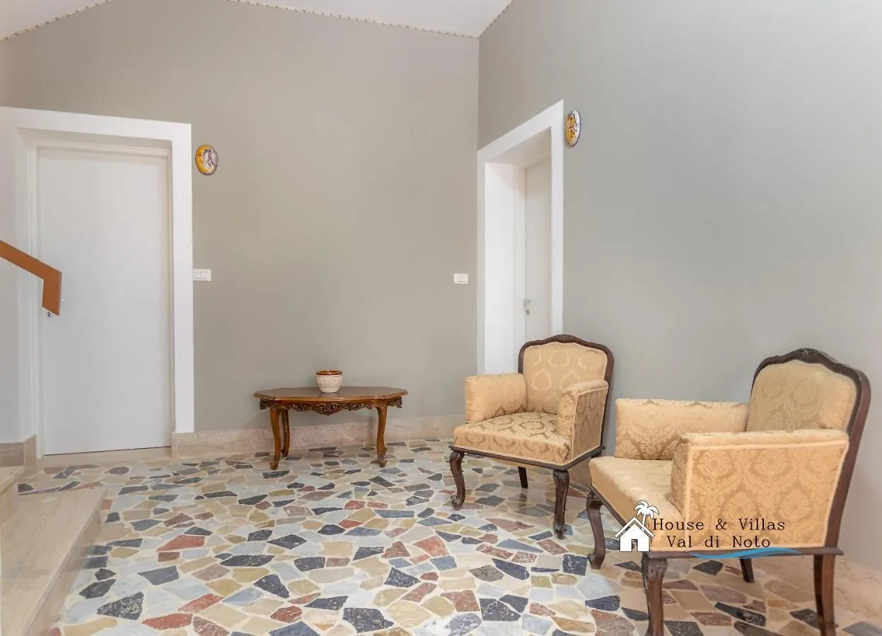 House&Villas - Tosca Apartment Noto