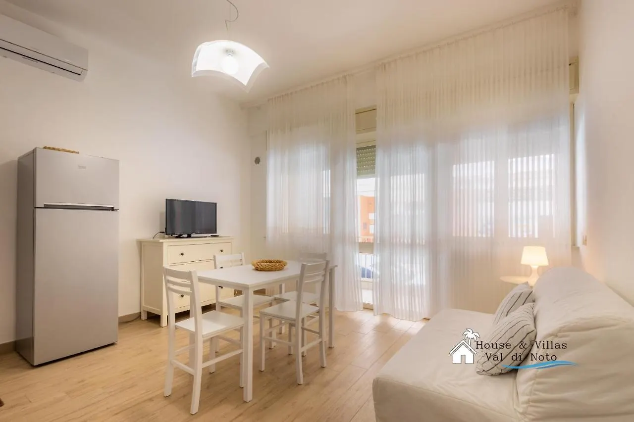 House&Villas - Tosca Apartment Noto